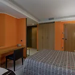 Futura 4*