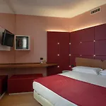 Futura 4*