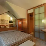 Motel Futura 4*