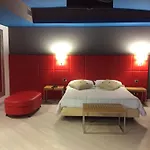 Futura 4*