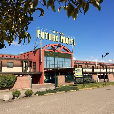 Motel Futura 4*